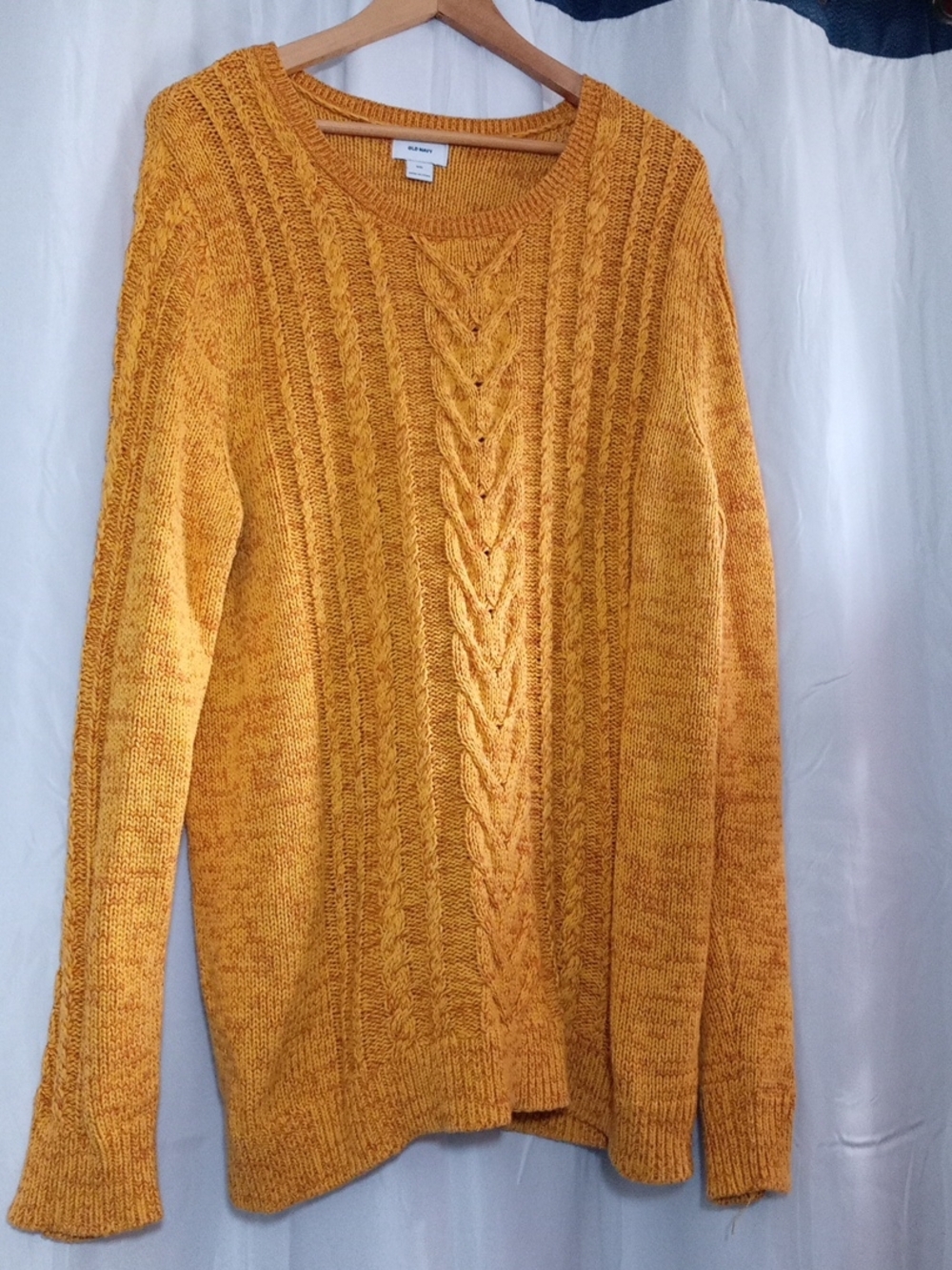 Old Navy Women's Cable Knit Crewneck Sweater - Mustard Yellow